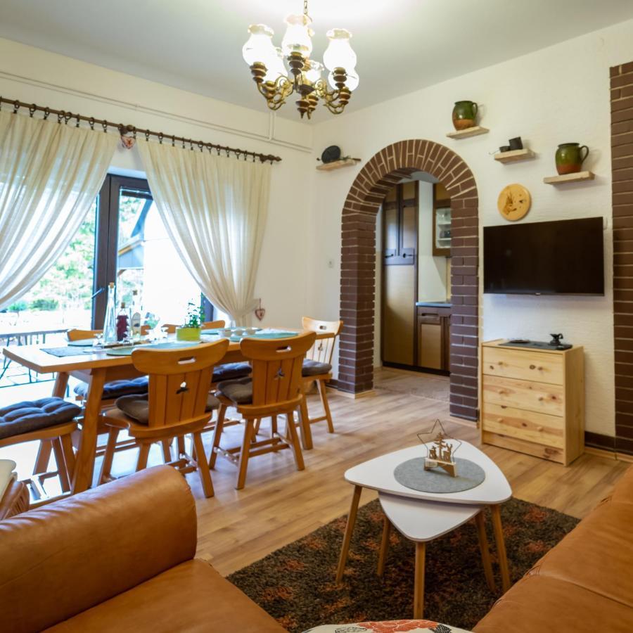 Zimski San Ravna Gora Exterior foto