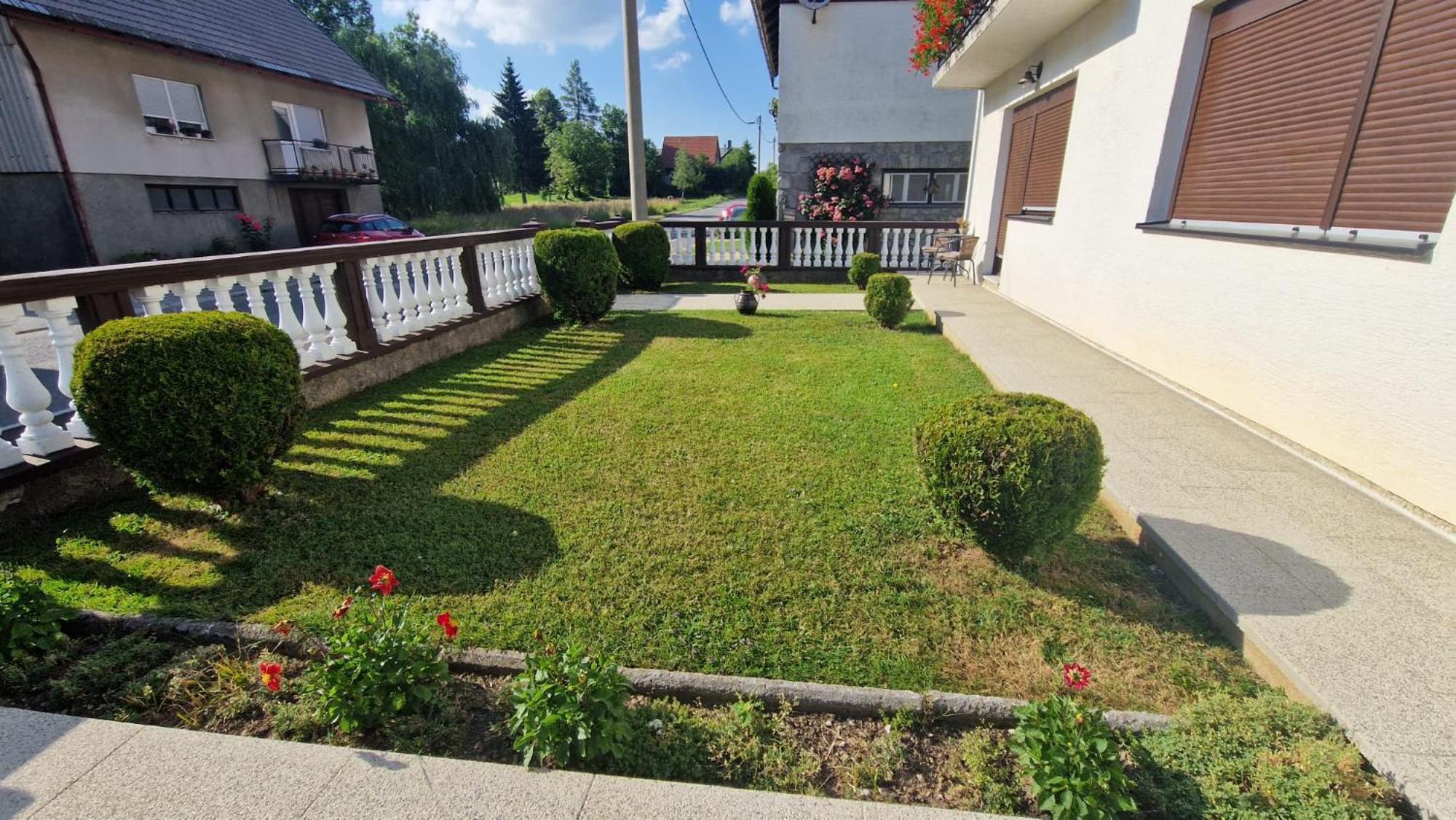 Zimski San Ravna Gora Exterior foto